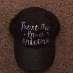 I am selling an unicorn hat.